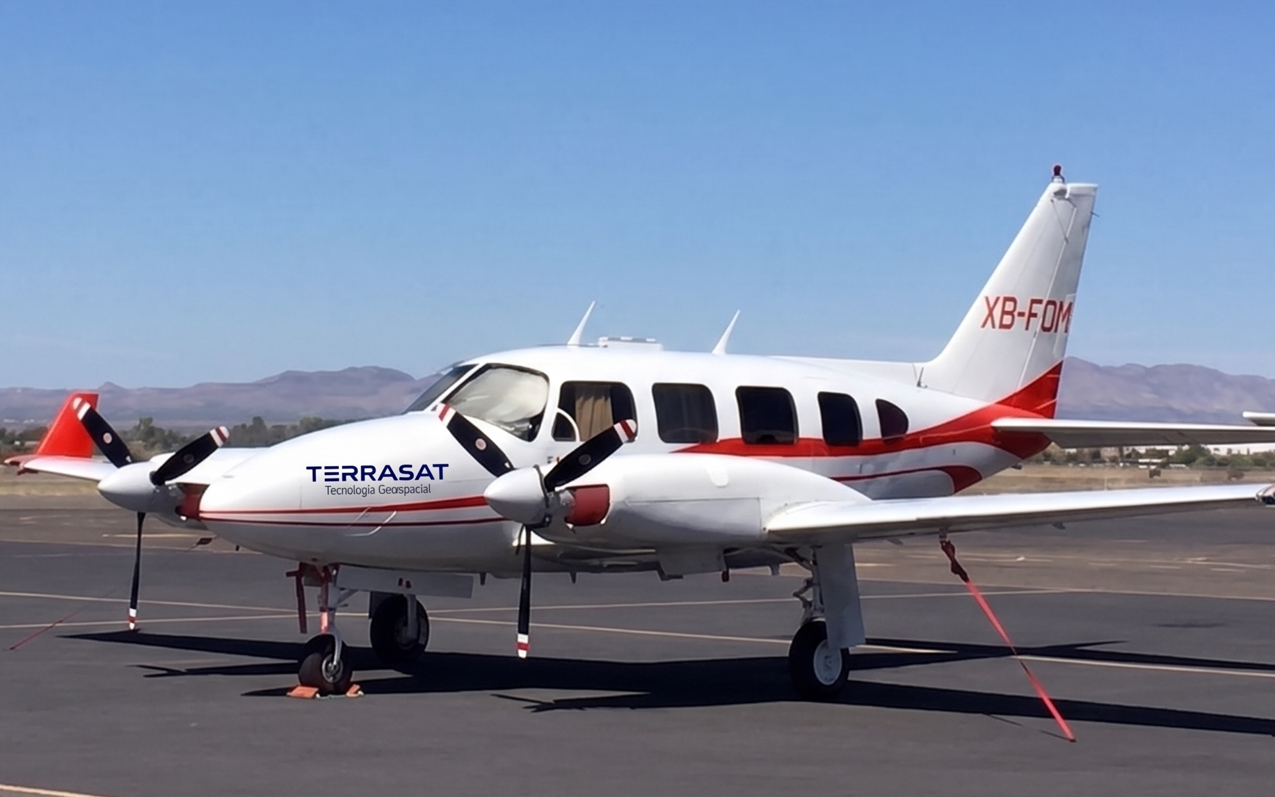 PIPER PA31 Navajo_TERRASAT_LIDAR_FOTOGRAMETRIA_2026